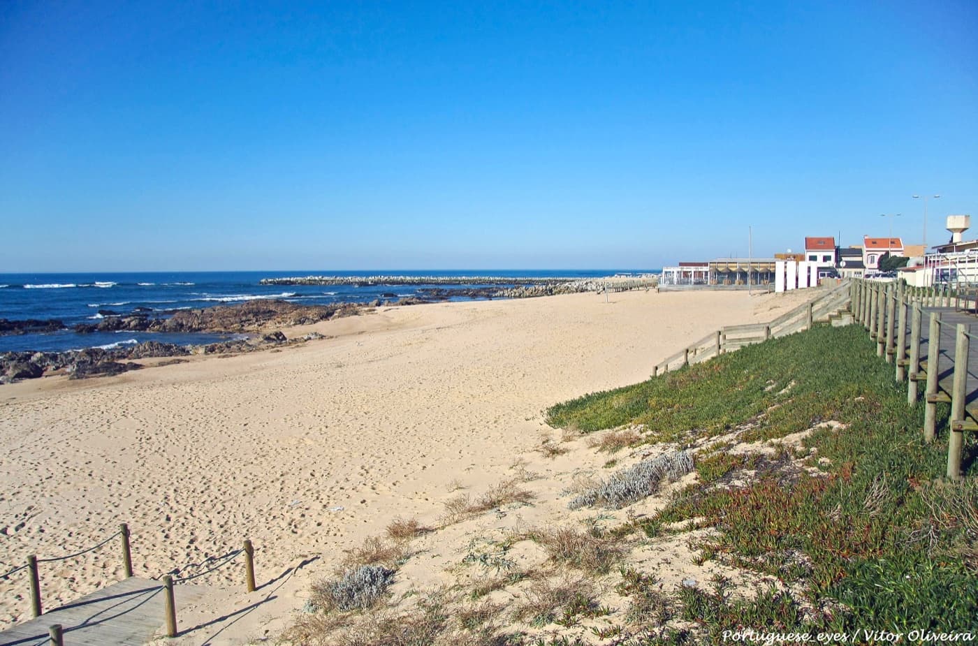 Praia de Angeiras, em Lavra